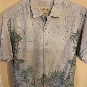 Tommy Bahama Camp Shirt - Large